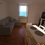 Apartmaji Trije Valovi Διαμέρισμα *