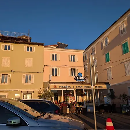 Apartmaji Trije Valovi Διαμέρισμα *