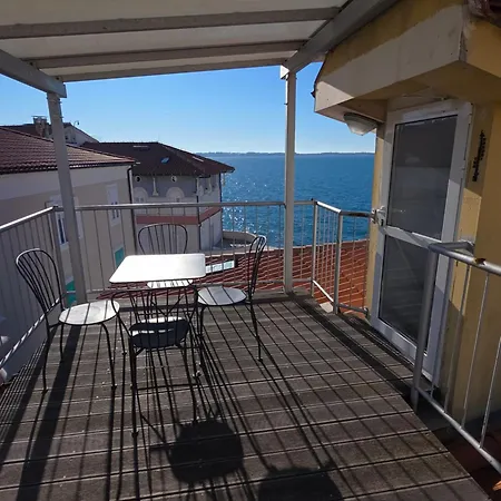 Apartman Apartmaji Trije Valovi