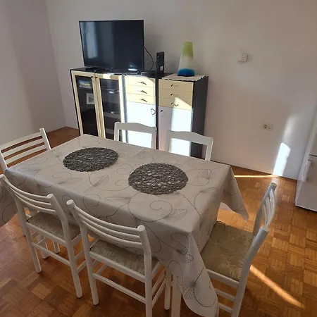 Apartmaji Trije Valovi Piran