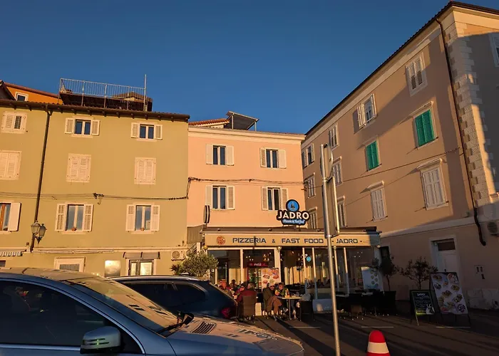 Apartmaji Trije Valovi Apartman *